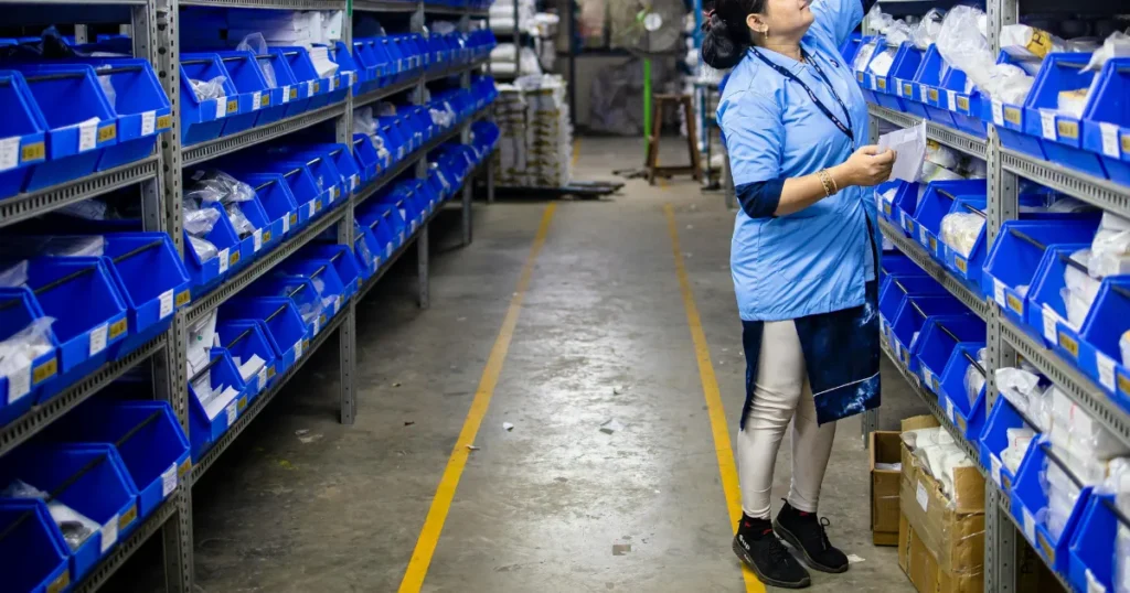 郵便物の仕分けのイメージ